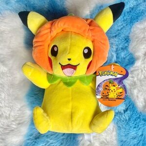NWT Pikachu Pumpkin Halloween Plushy
